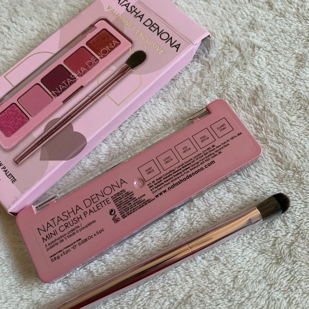 Natasha Denona Valentines Day Kit Crush Eyeshadow Palette & Brush Set BNIB